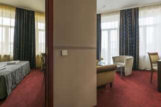Отель Hotel Congress Вильнюс Люкс с балконом-3