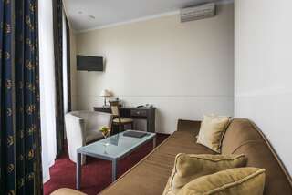 Отель Hotel Congress Вильнюс Люкс с балконом-5